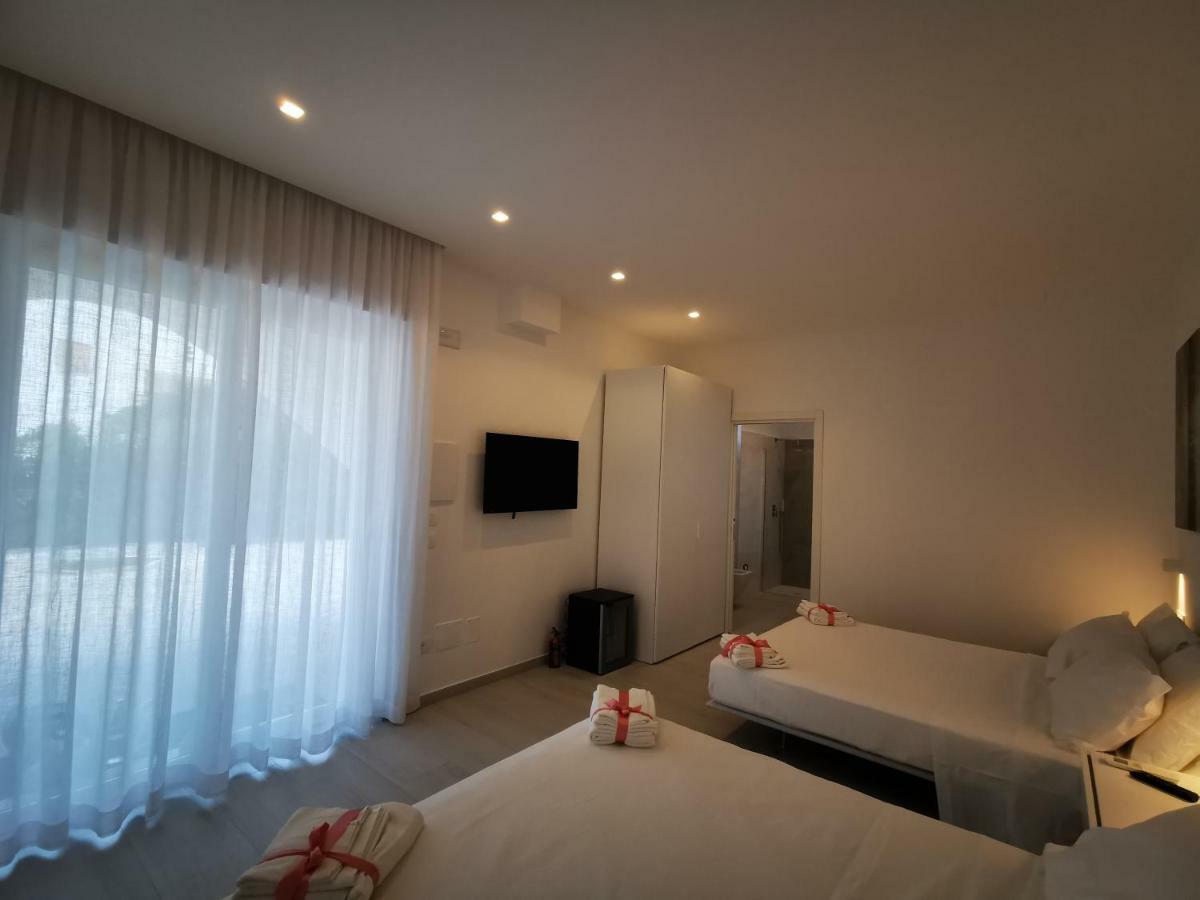 Sunset Bay Torre Suda Exterior foto